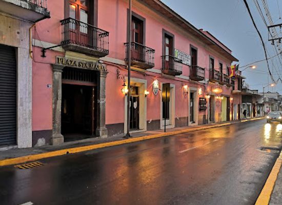 mexico/trans-mexican-volcanic-belt/bar/cantares-karaoke