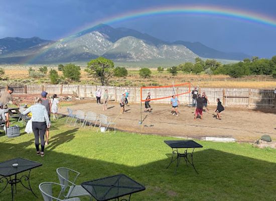 new-mexico/carson-national-forest/bar/daleee-at-ktaos-solar-center