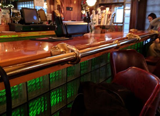 wisconsin/appleton/bar/fox-river-house