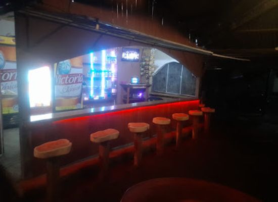 nicaragua/ometepe/bar/ceibo
