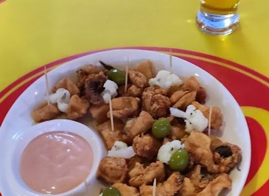 angola/lobito-bay/bar/snack-bar-charles