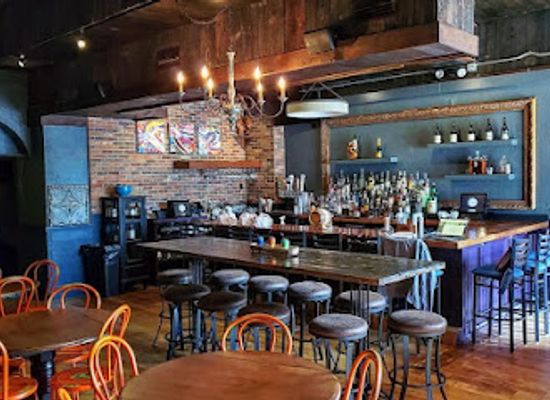 connecticut/litchfield-hills/bar/smoke-public-house