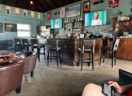 british-virgin-islands/tortola/bar/aromas-cigar-martini-bar-bvi