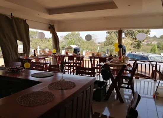 zambia/sioma-ngwezi-national-park/bar/daslees-shoka-nyama