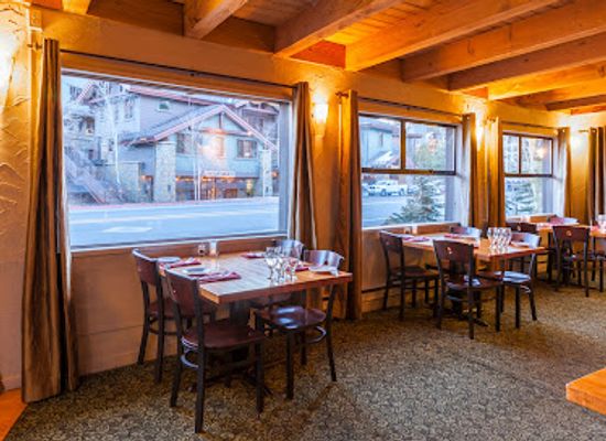 california/mammoth-lakes/bar/petra-s-bistro-wine-bar
