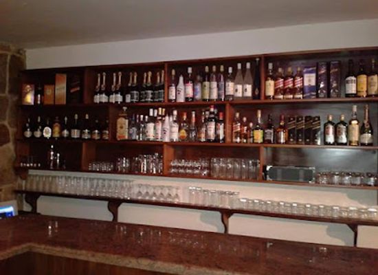 lebanon/qadisha-grotto/bar/cave-du-roi