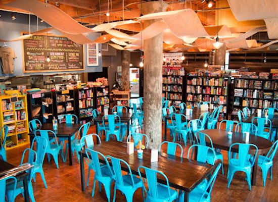 missouri/central-missouri/bar/pieces-board-game-bar-and-restaurant