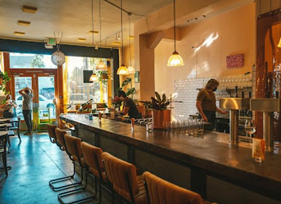 california/oakland/temescal/bar/daytrip