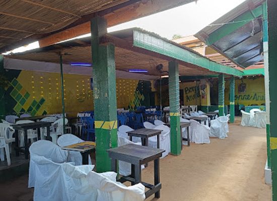 central-african-republic/ombella-m-poko/bar/cabaret-emmathus