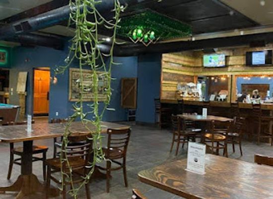 texas/hill-country/bar/savage-s-hill-country-bar-grill