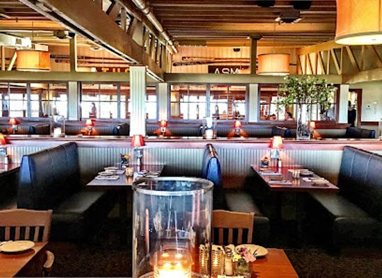 massachusetts/plymouth-county/bar/east-bay-grille