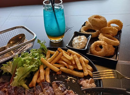 brunei/bukit-sawat/bar/palate-restaurant