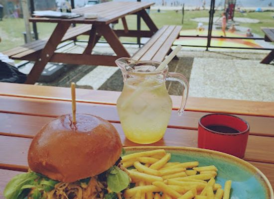 czechia/lipno-dam/bar/la-plaza-grill-bar