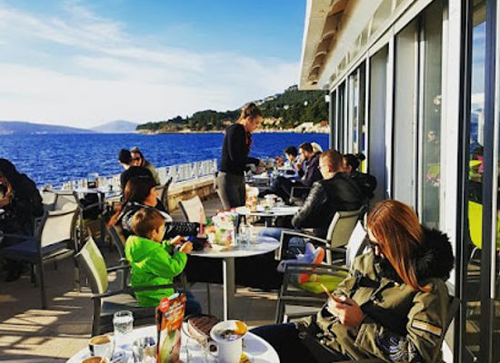 croatia/split/meje/bar/jadran-beach-bar