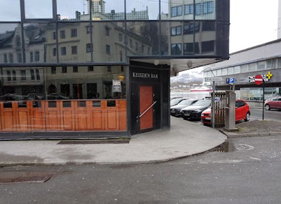 norway/alesund/bar/the-emperor-pub