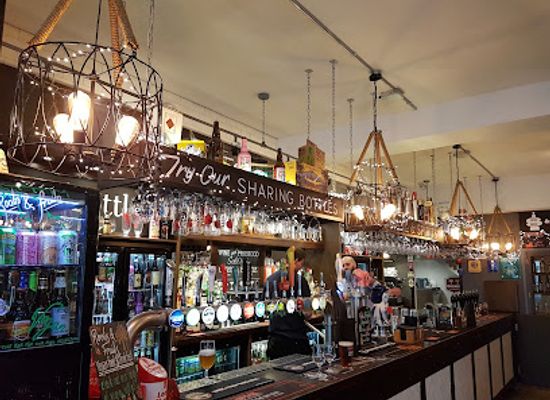 united-kingdom/leeds/headingley/bar/the-head-of-steam-headingley