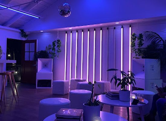 california/santa-barbara/funk-zone/bar/studio-bar-soundroom