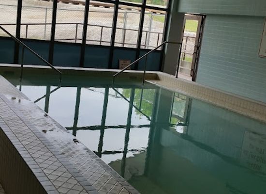 wyoming/hot-springs-county/bar/hot-springs-state-park-bath-house