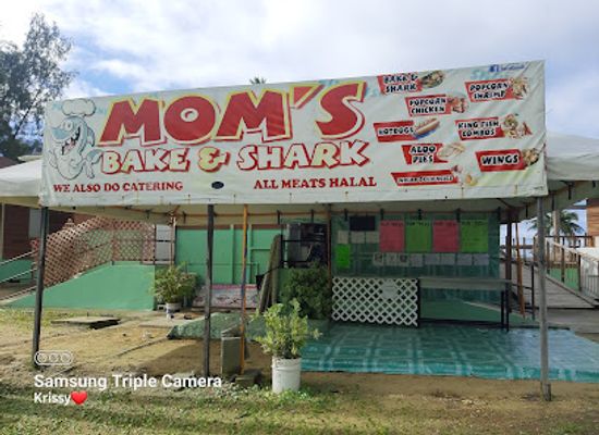 trinidad-and-tobago/san-juan-laventille/bar/mom-s-bake-shark