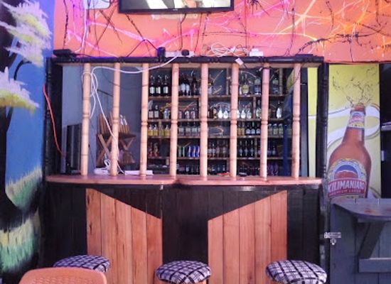 tanzania/usambara-mountains/bar/face-to-face-pub
