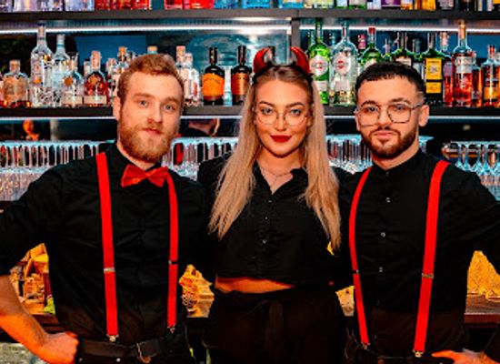 slovakia/kosice/bar/meduza-kosice-streetfood-x-shisha-bar-x-cocktail-club