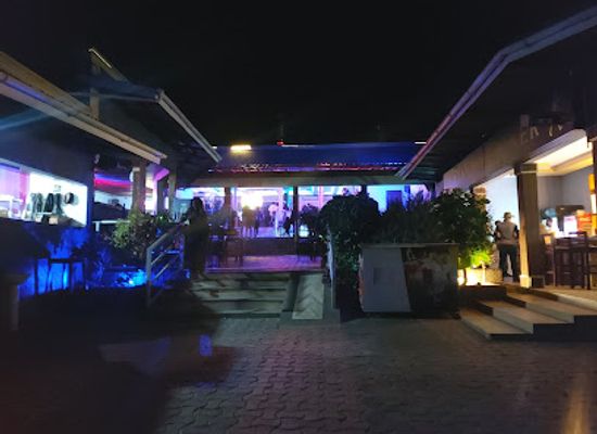 uganda/western-region/bar/shakers-bar-and-lounge-mbarara