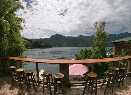 guatemala/lake-atitlan/bar/bar-sublime