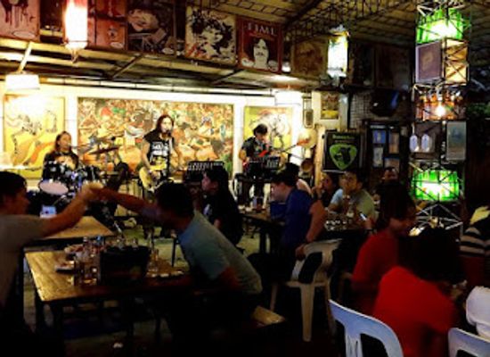 philippines/manila/intramuros/bar/bambu-intramuros-art-bar-and-restaurant