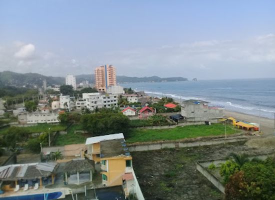 ecuador/esmeraldas-region/bar/heros-bar