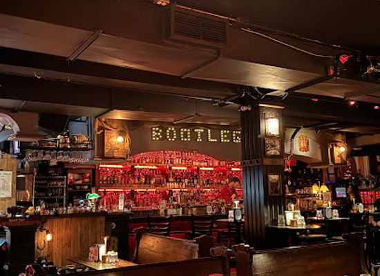 canada/lakeland-county/bar/bootlegger-cocktail-bar-cuisine