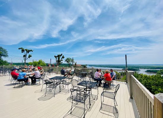 illinois/river-bend/bar/the-winery-at-aerie-s-resort