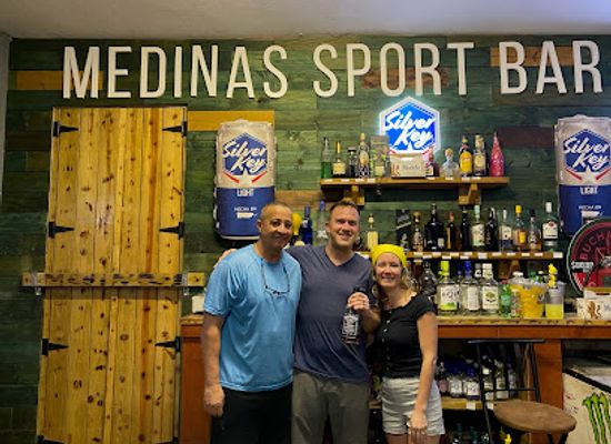 puerto-rico/el-yunque-national-forest/bar/medina-sport-bar