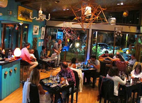 argentina/los-andes/bar/morphen-restaurante-argentino
