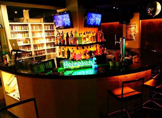 japan/tokyo/shibuya/bar/music-bar-rockaholic-shibuya