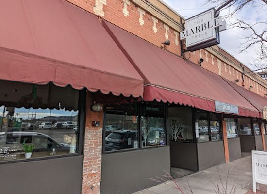montana/central-montana/bar/the-marble-table