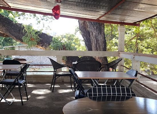 comoros/bambao-mtrouni/bar/restaurant-amael-glace