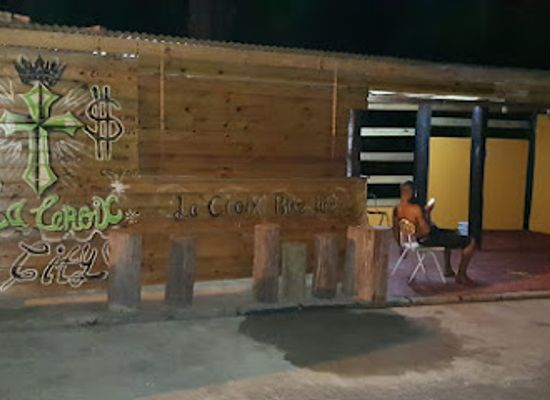 dominica/saint-john/bar/la-croix-bar-and-grill