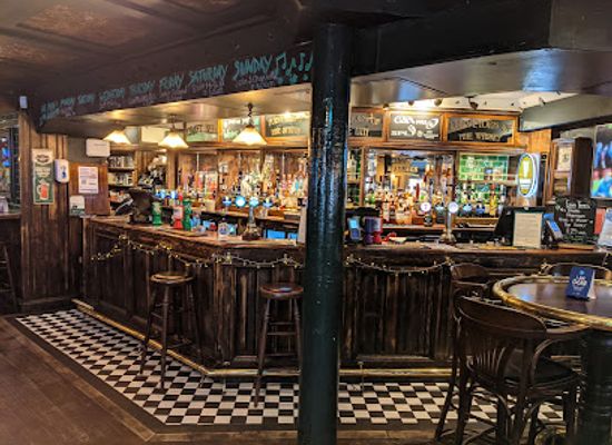 united-kingdom/stirlingshire/bar/molly-malones