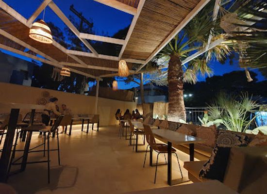 greece/santorini/perissa/bar/boem-santorini-cocktail-bar