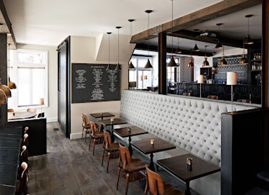 new-york/hudson/bar/wm-farmer-and-sons