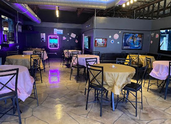 tennessee/sequatchie-valley/bar/home-plate-bar-grill-of-chattanooga