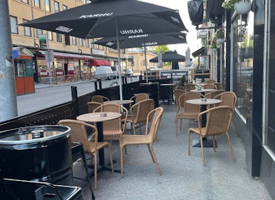 finland/satakunta/bar/the-black-horse