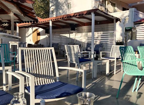 greece/skiathos/bar/la-bussola-bar