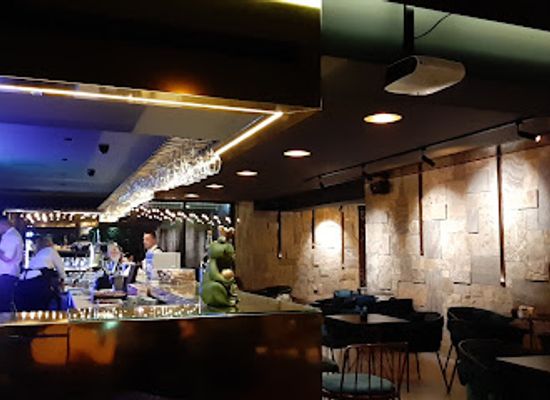 albania/fieri/bar/block-13