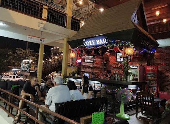 thailand/lanna/bar/cozy-bar