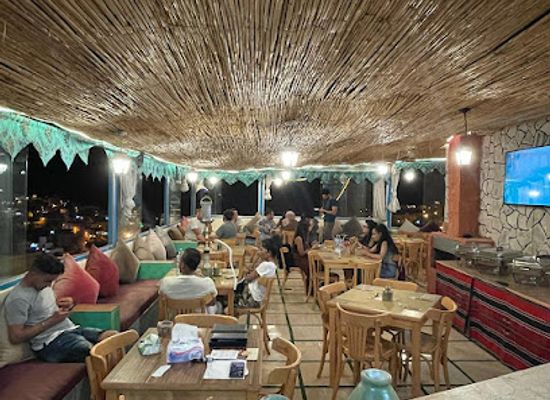 jordan/ma-an-plateau/bar/bahia-rooftop-restaurant