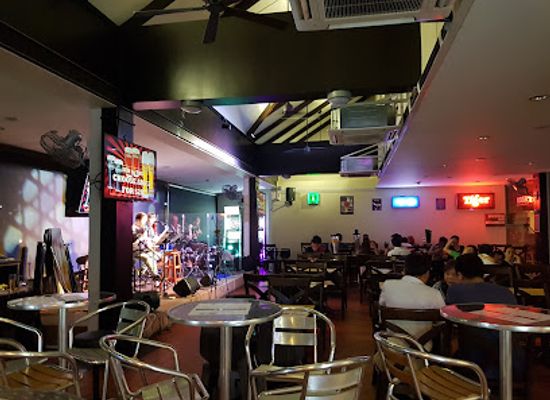 singapore/punggol/bar/hj-bistro