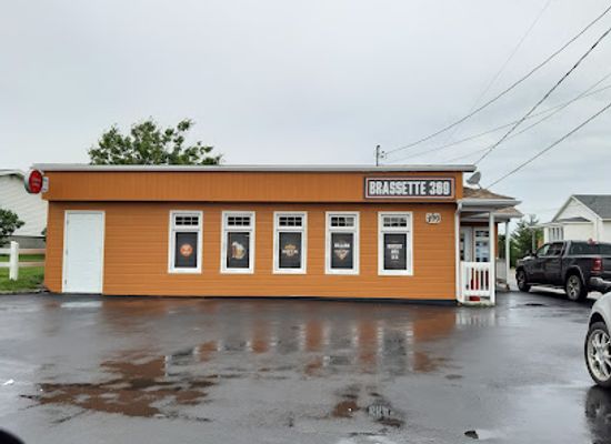 canada/gaspe-peninsula/bar/brassette-chez-sylvain