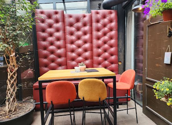 kosovo/llap/bar/lobby-lounge-bar