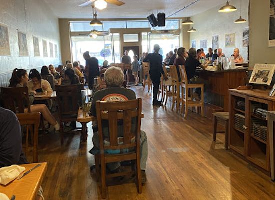 south-dakota/needles-highway/bar/sage-creek-grille-now-open